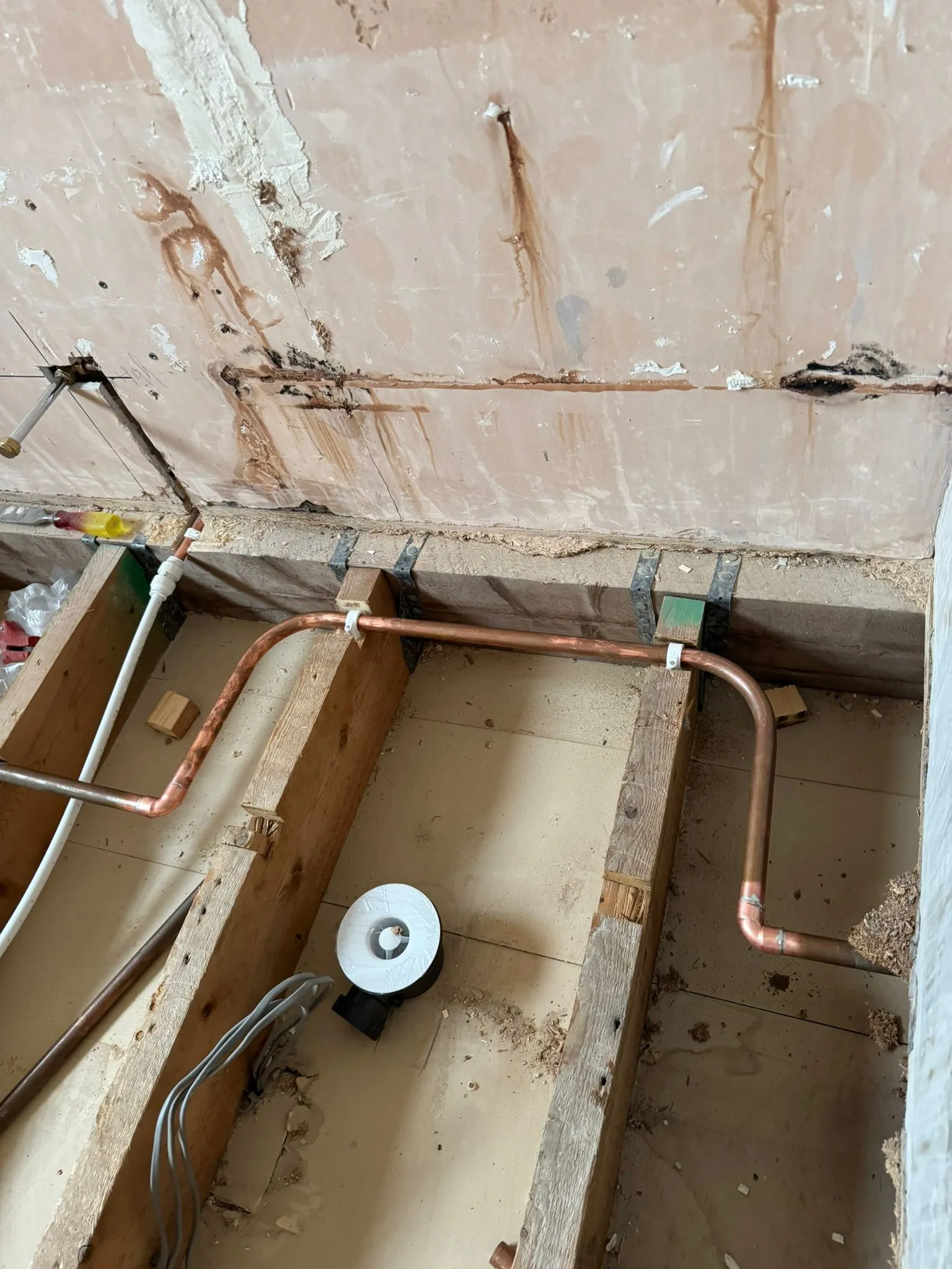 Emergency Plumbing by Redorr Heating & Cooling Services 