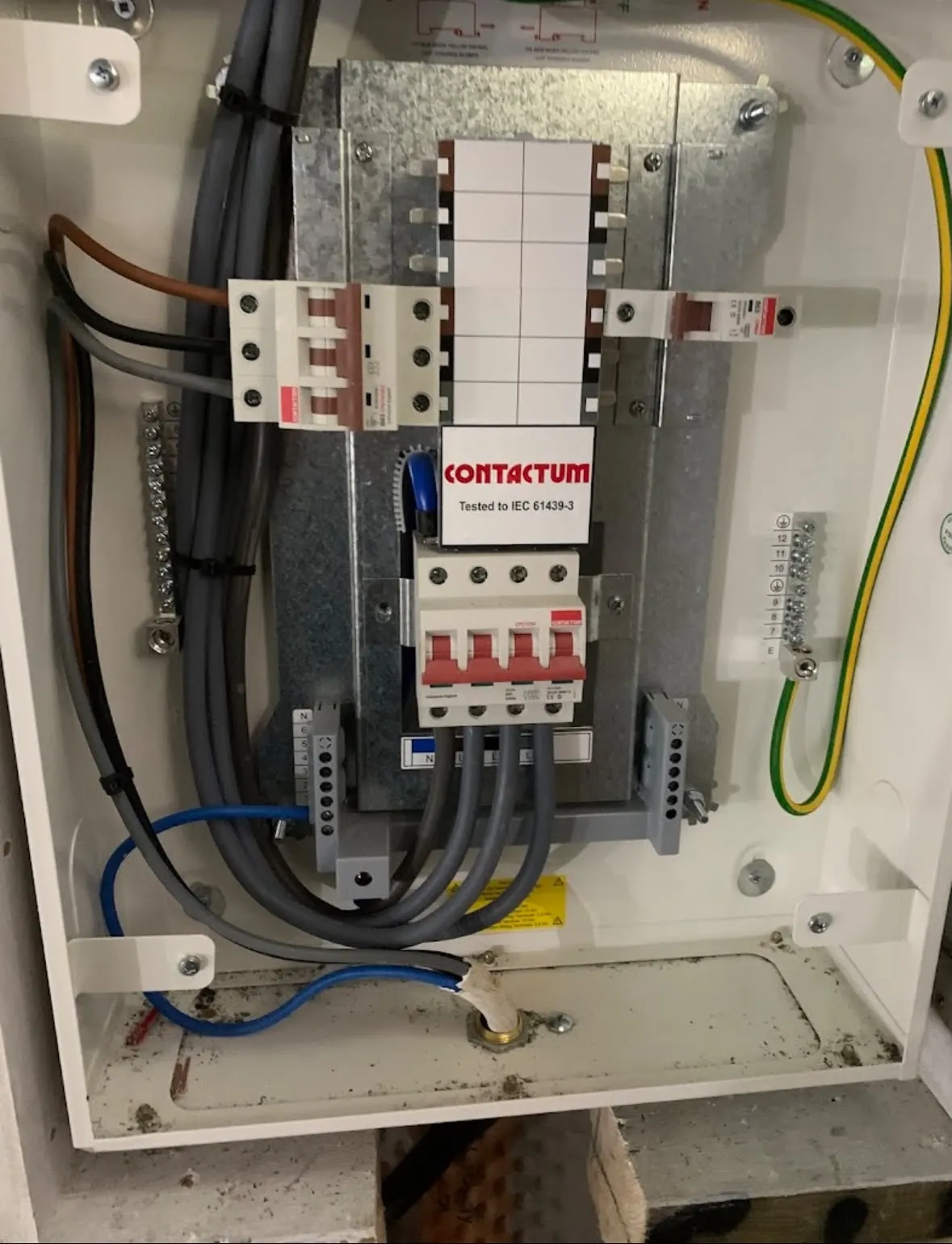 Contactum three phase distribution board installation and commercial wiring by Sussex Brown Sparks
