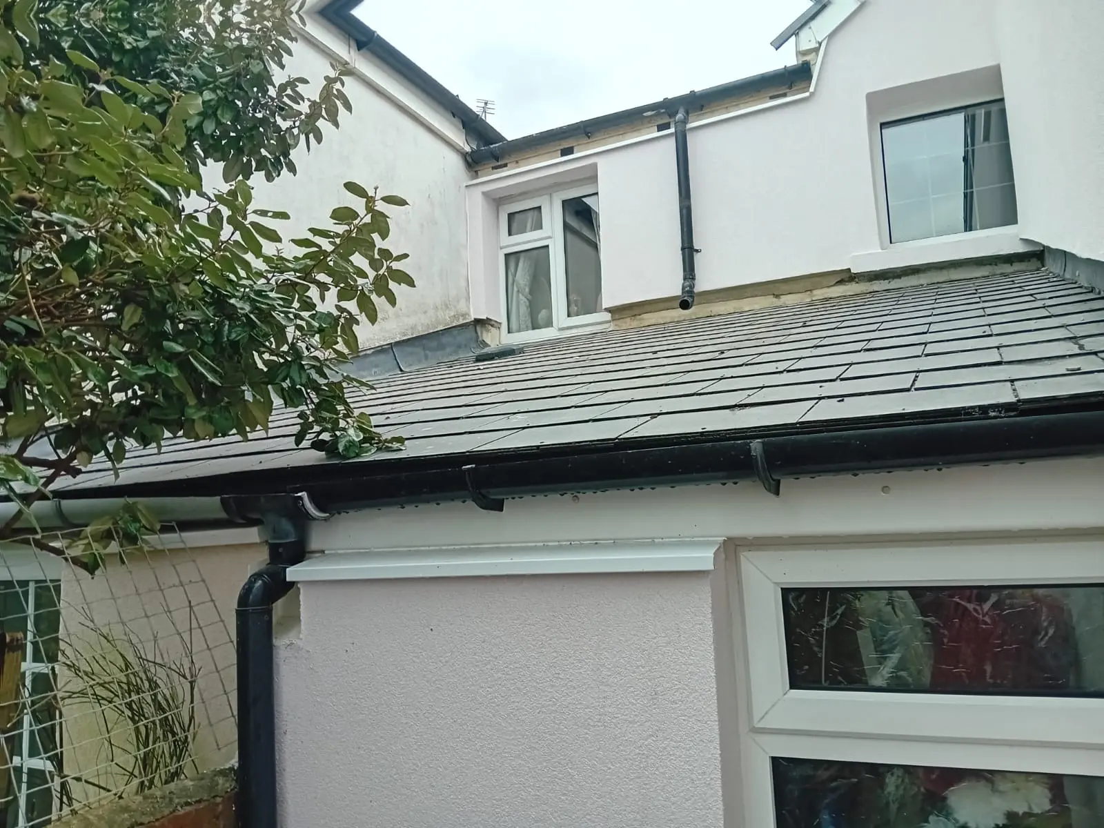 Freshly rendered external walls on a residential property by Global Plastering