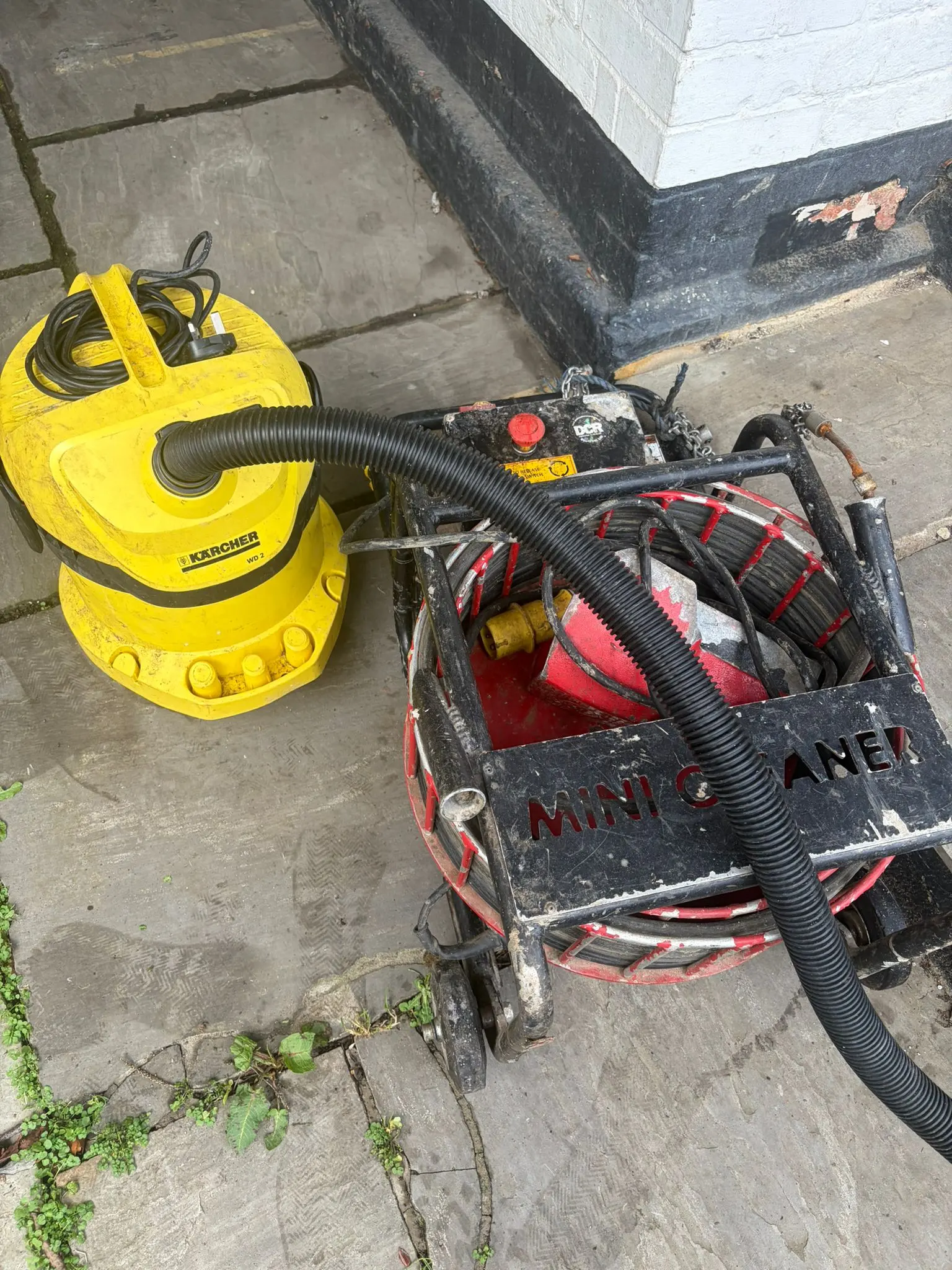 Professional drainage equipment for unblocking drains and cleaning pipes in Buckinghamshire and Berkshire.