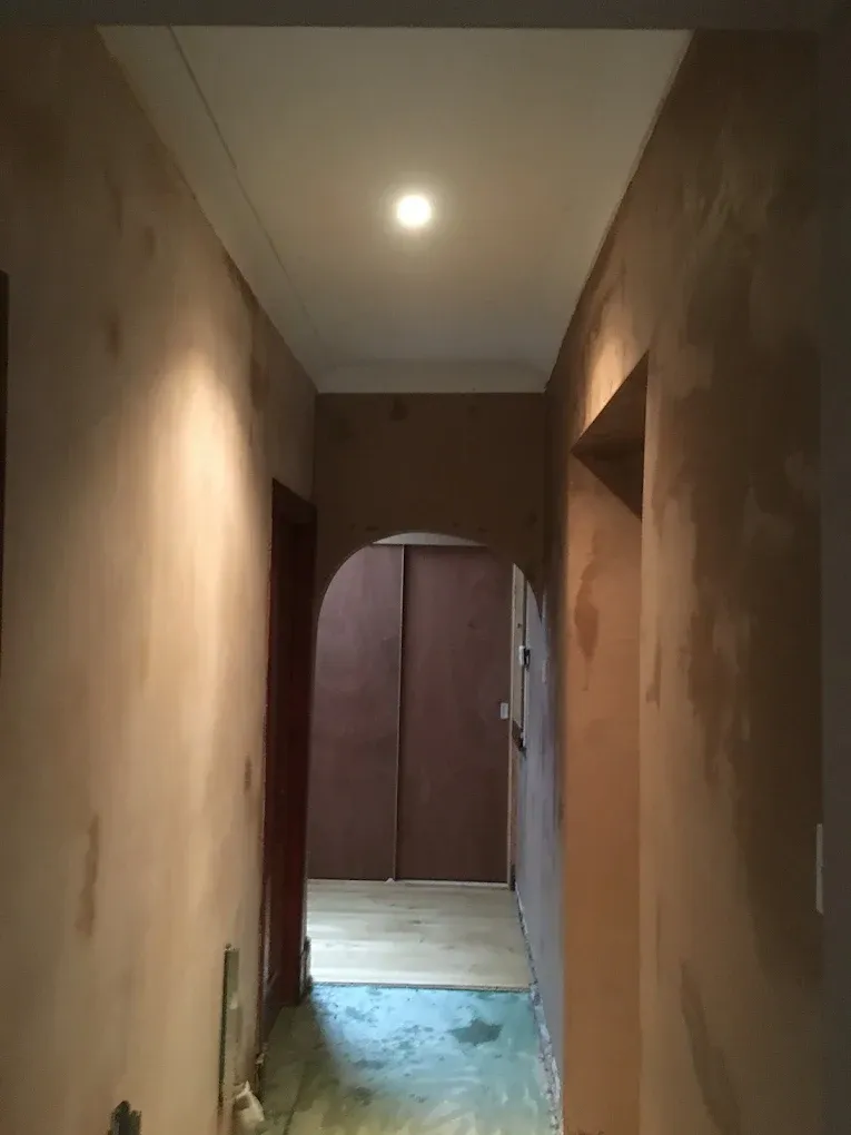 Internal Plastering by Gordon Gardiner Slater & Plasterer