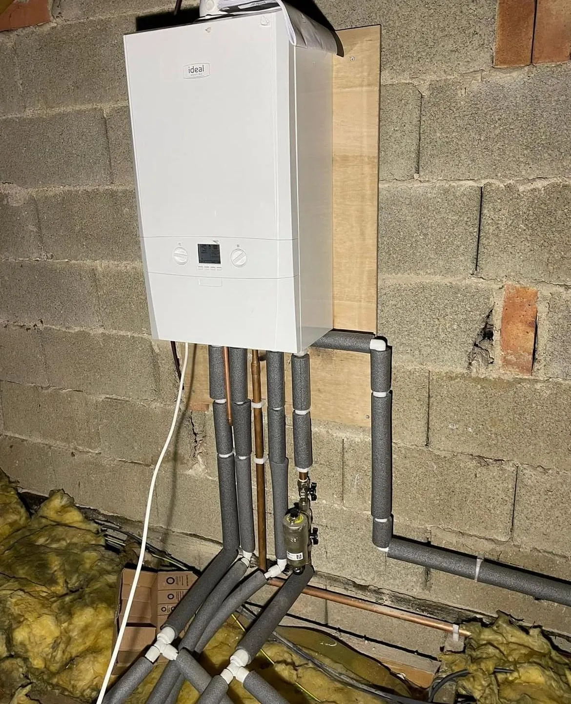 A professional Ideal boiler installation in York by HM Bathroom and Heating.