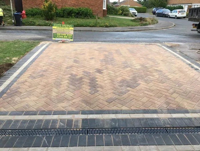 Roofing & Roofline service by Elite Paving and Roofing LTD in Canterbury