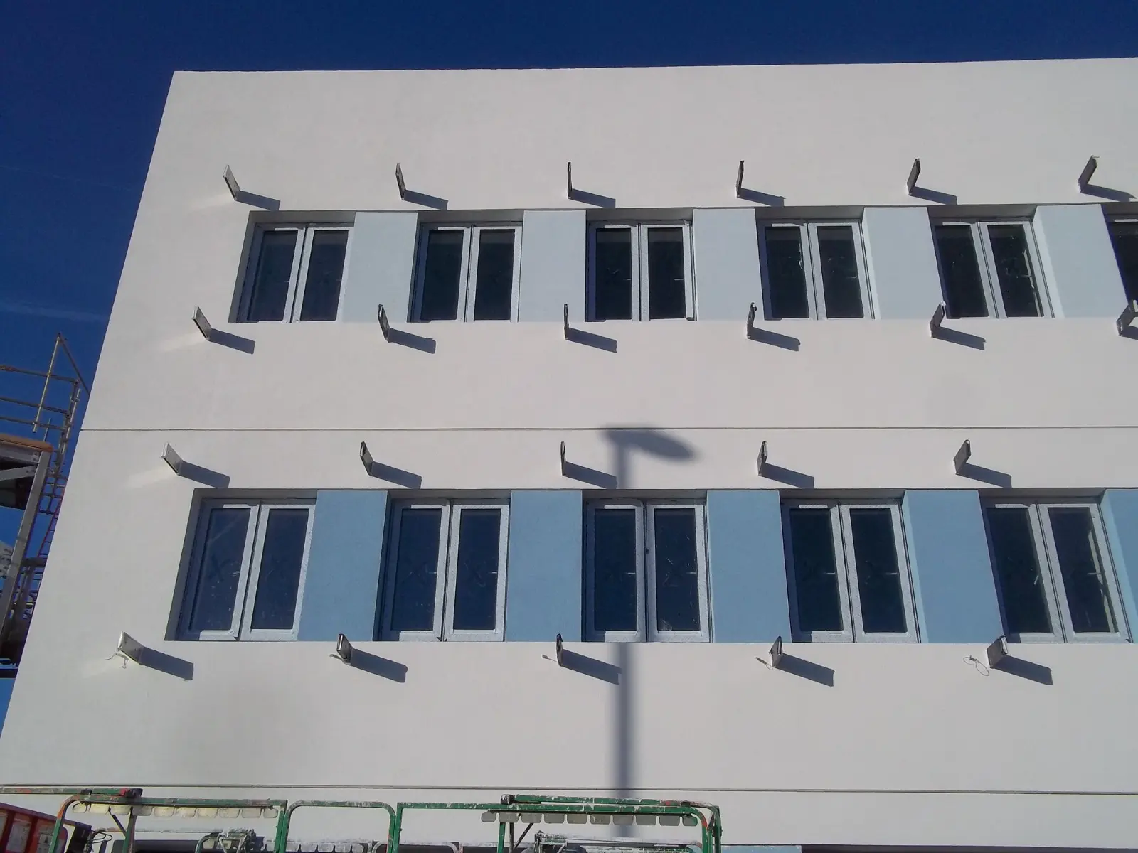 Commercial Rendering by Global Plastering