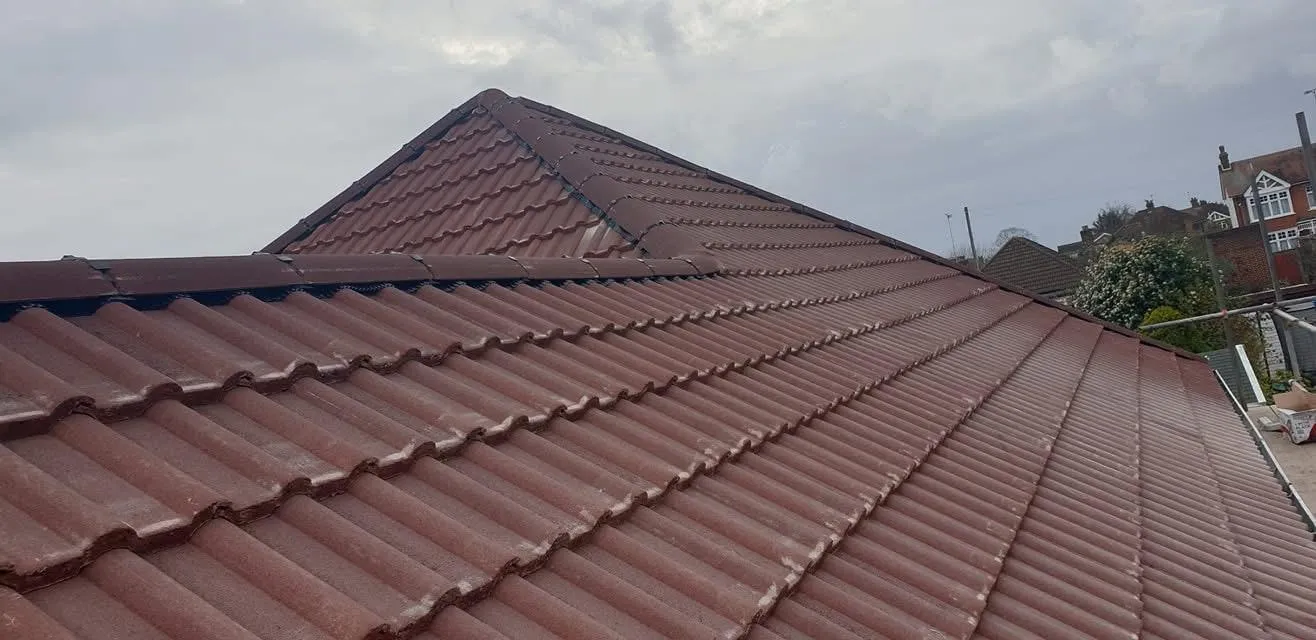 Slate & Tile Roofing in Dorking and Surrey by HomeGuard Roofing Ltd 