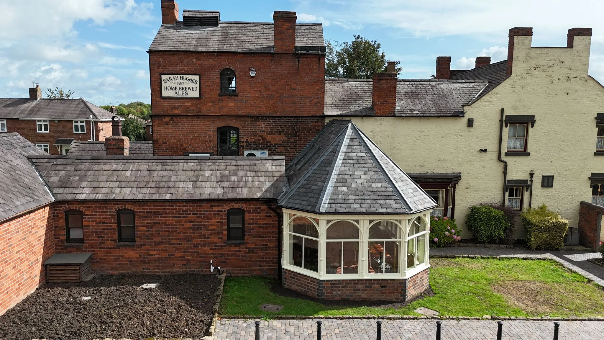 Orangeries & Conservatories by Whites Building Ltd