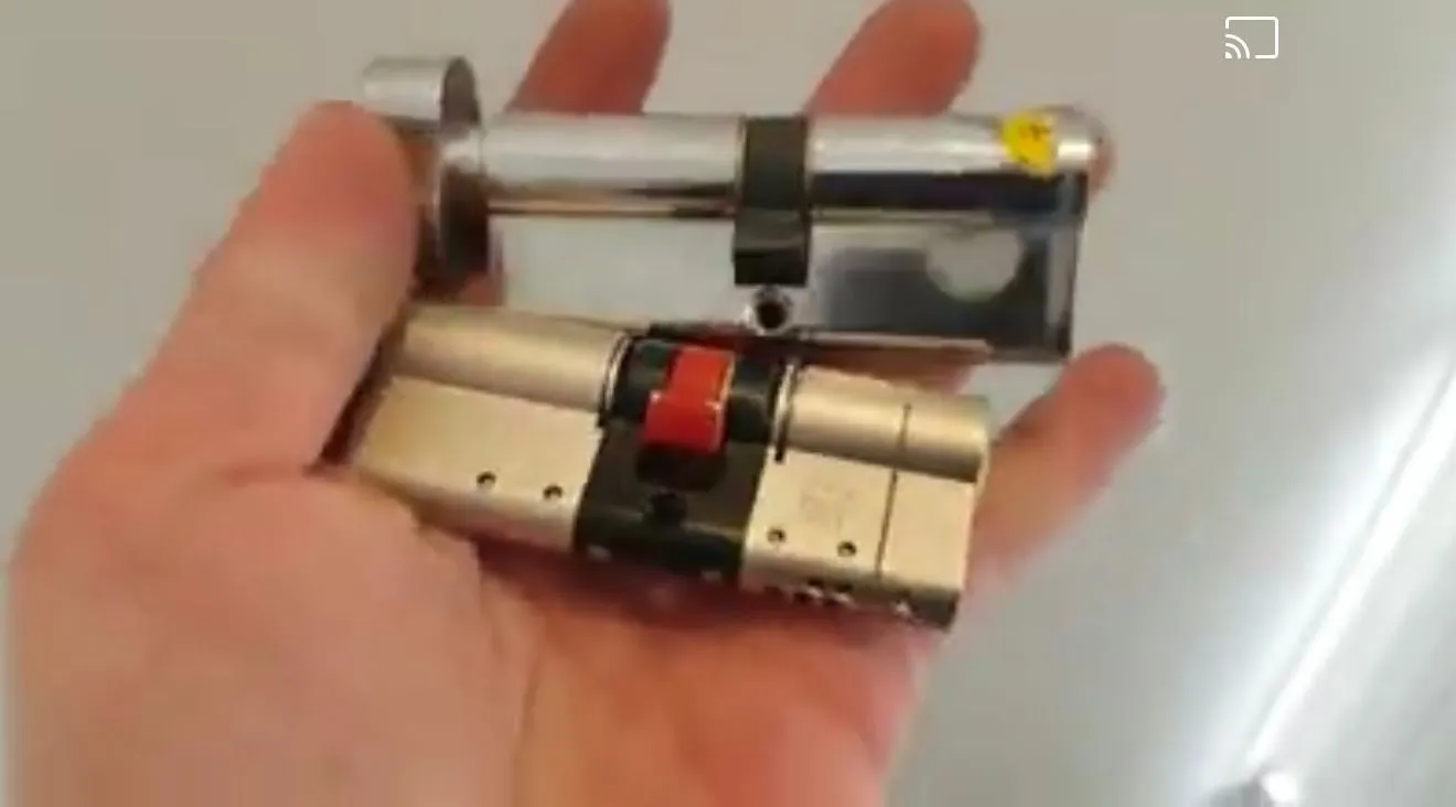 WhatsApp Image 2025-11-16 at 17.07.33 (1).jpeg.webp