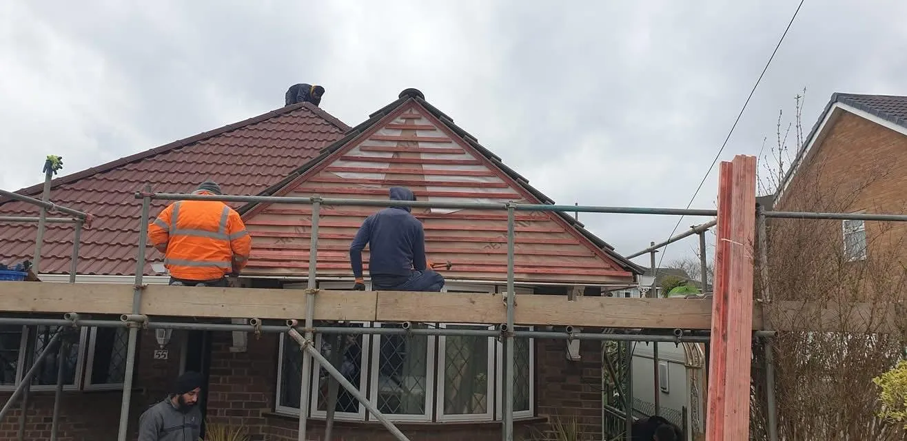 Emergency Roof Repairs in Dorking and Surrey by HomeGuard Roofing Ltd 